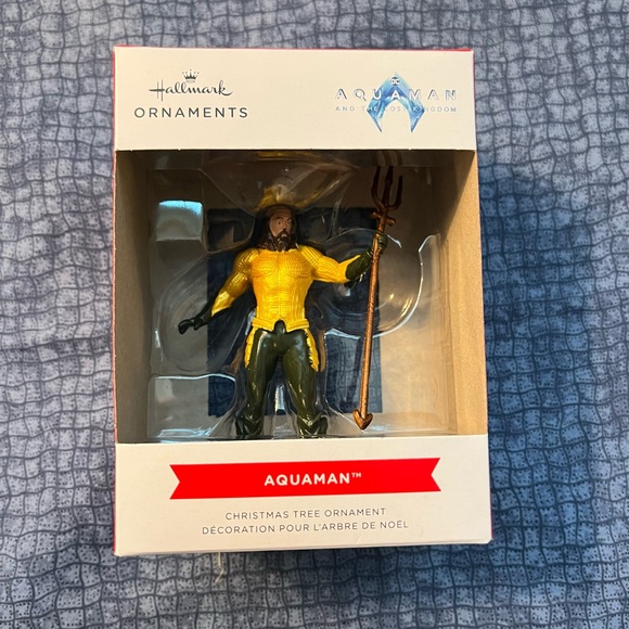 2180-MTT 2022 Hallmark Aquaman & The lost Kingdom Christmas Ornament - Picture 7 of 8